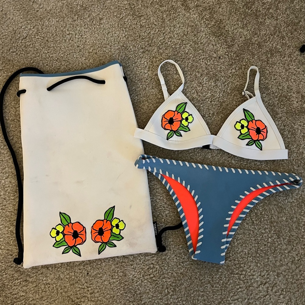Triangl Bikini